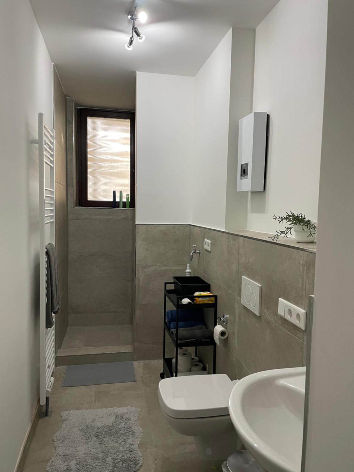 Place To Sleep - Kassel: Direkt An Der Uni Exteriér fotografie